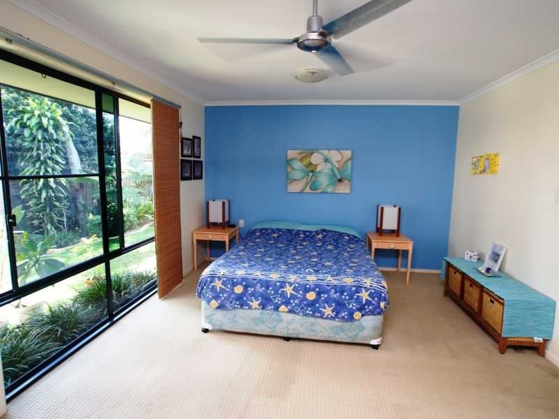 7 Barkala Court, Ocean Shores NSW 2483