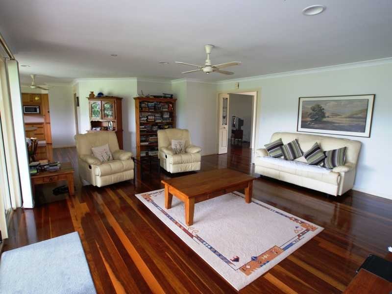 74 Balemo Drive, Ocean Shores NSW 2483