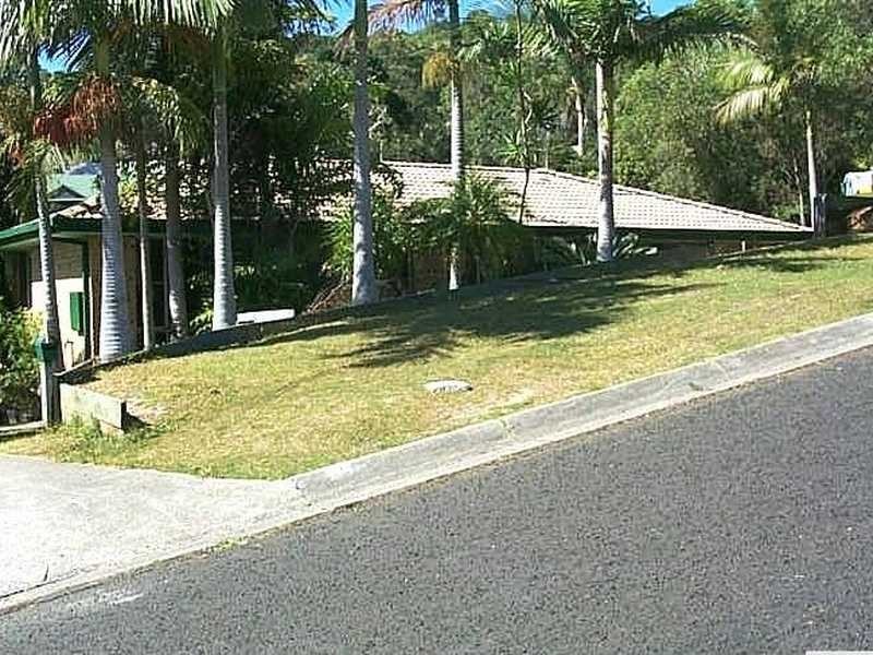 5 Murumba Close, Ocean Shores NSW 2483