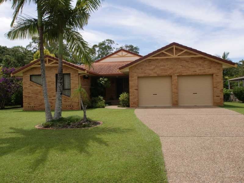 106 Balemo Drive, Ocean Shores NSW 2483