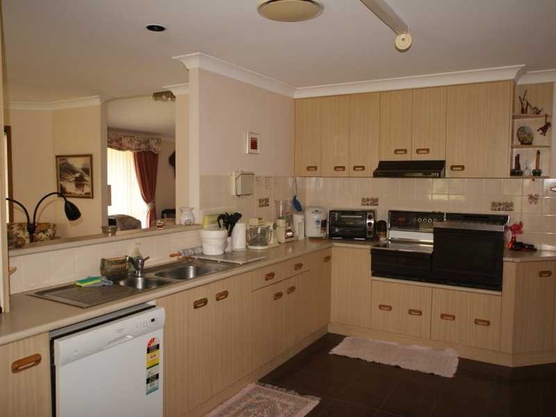 106 Balemo Drive, Ocean Shores NSW 2483