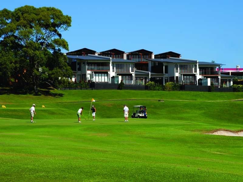 15/1 Langi Place, Ocean Shores NSW 2483