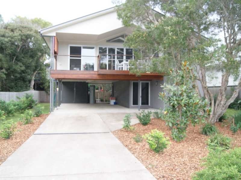 12 Beach Avenue, South Golden Beach NSW 2483