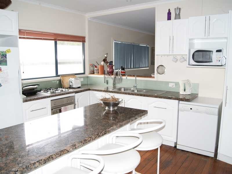 18 North Head Road, New Brighton NSW 2483