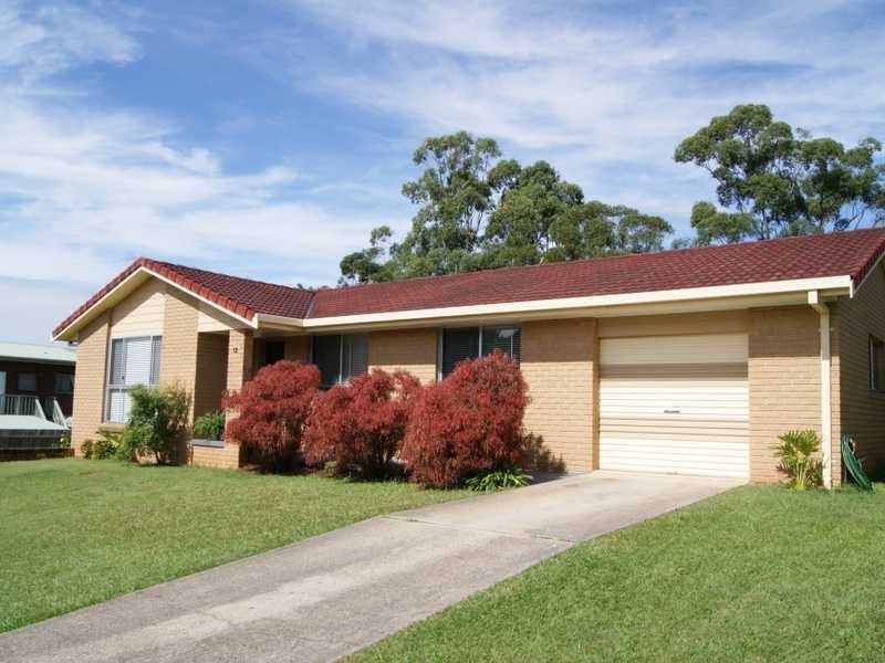 12 Rajah Road, Ocean Shores NSW 2483