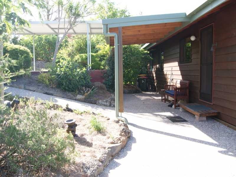 13 Rajah Road, Ocean Shores NSW 2483