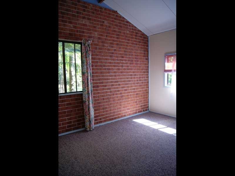 9 Matong Drive, Ocean Shores NSW 2483