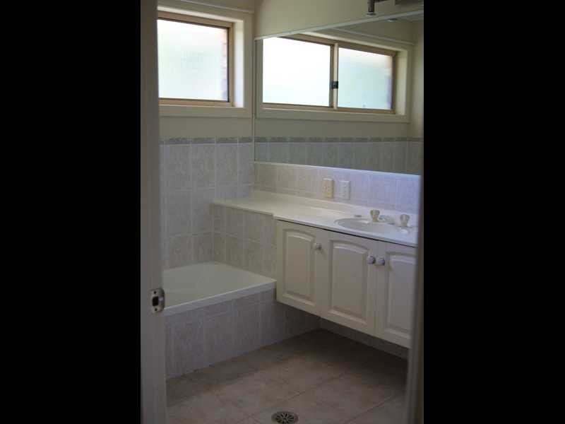 10 Aloota Court, Ocean Shores NSW 2483