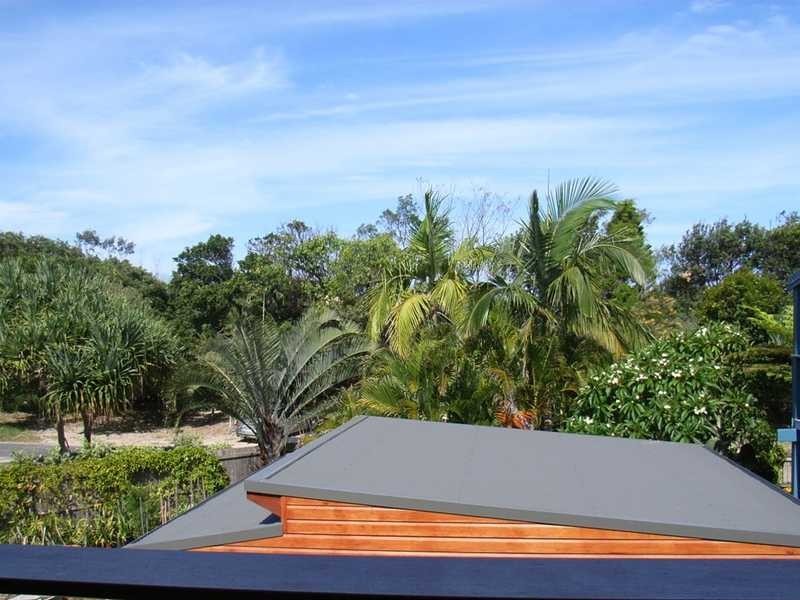 9 Pacific Esplanade, South Golden Beach NSW 2483
