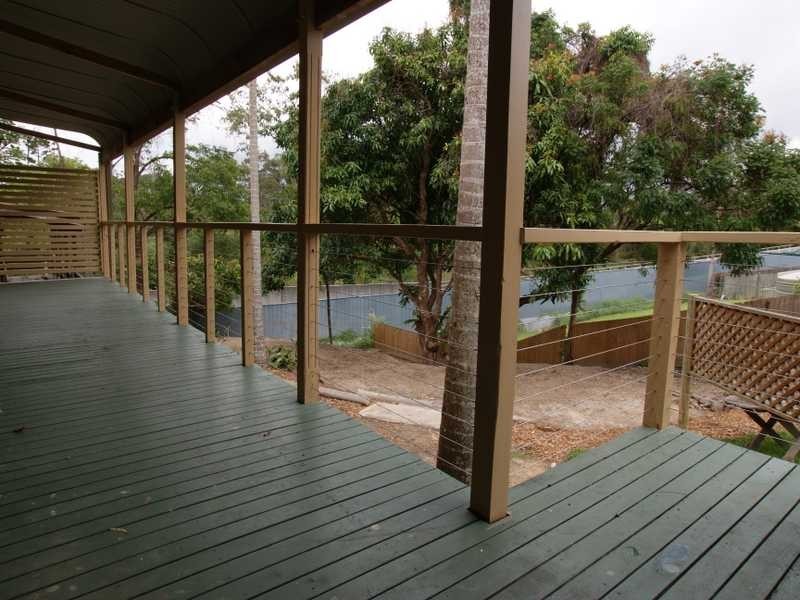 House 2 / 3 Arika Avenue, Ocean Shores NSW 2483