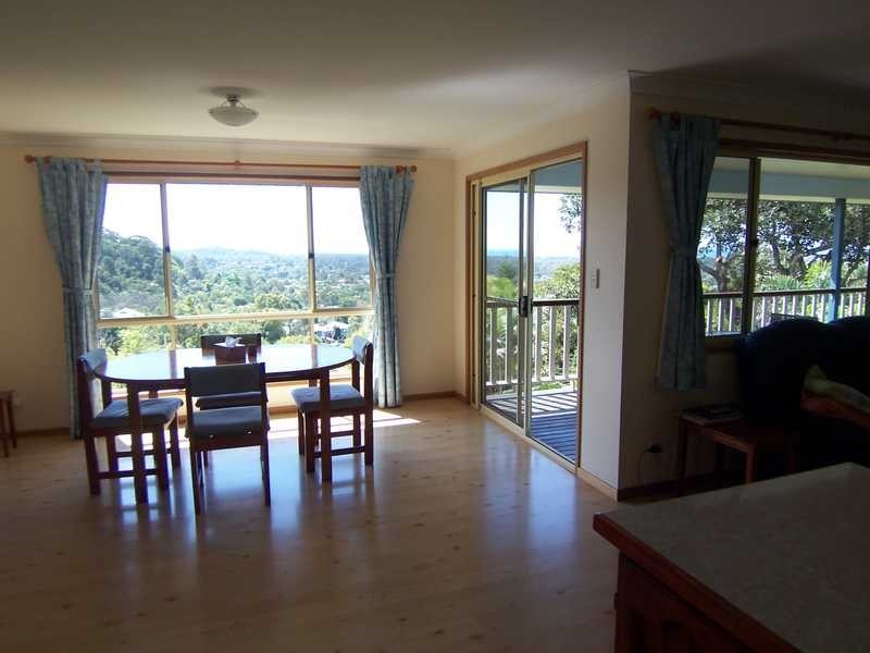 50 Tongarra Drive, Ocean Shores NSW 2483