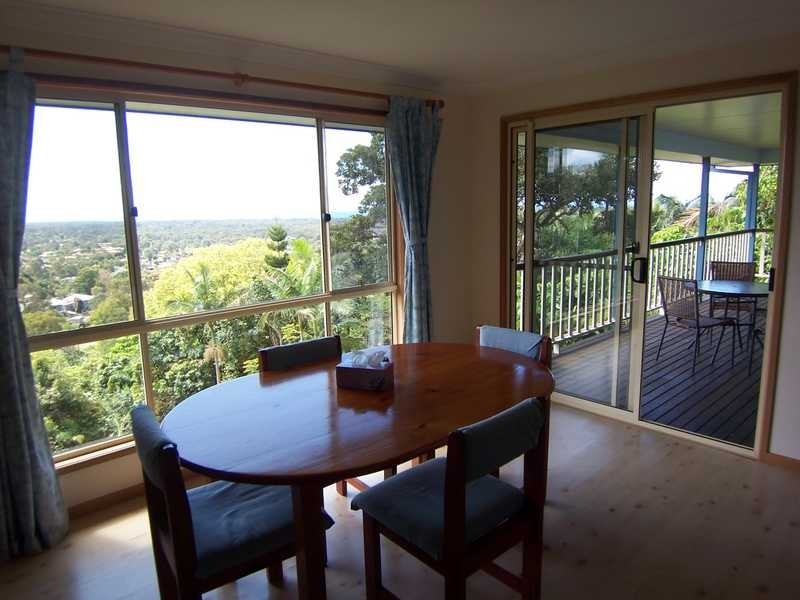 50 Tongarra Drive, Ocean Shores NSW 2483