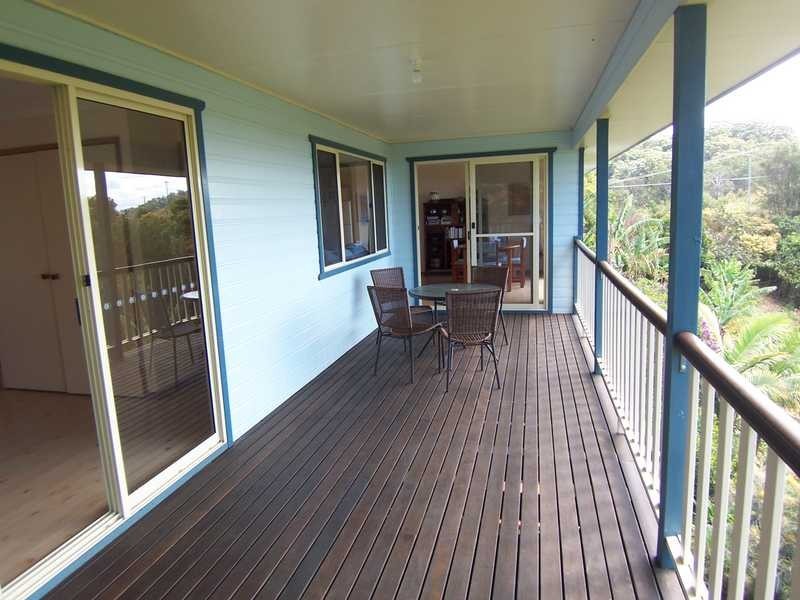 50 Tongarra Drive, Ocean Shores NSW 2483