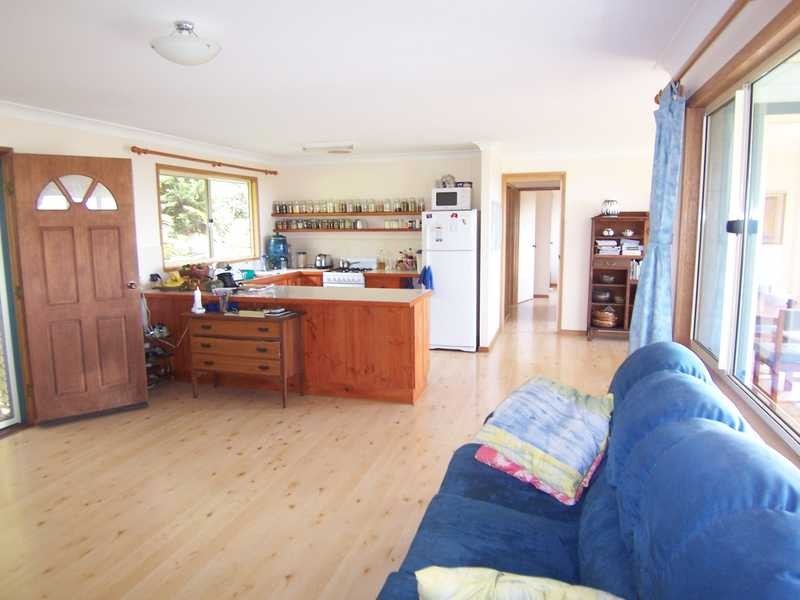 50 Tongarra Drive, Ocean Shores NSW 2483