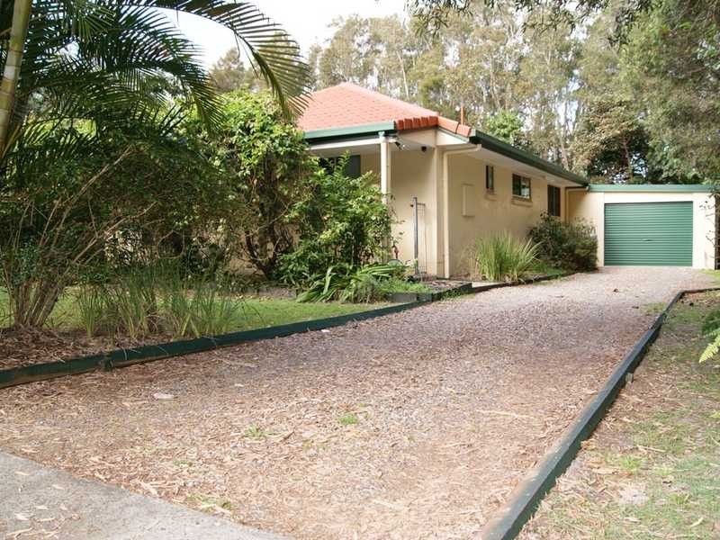 4 Rangal Road, Ocean Shores NSW 2483