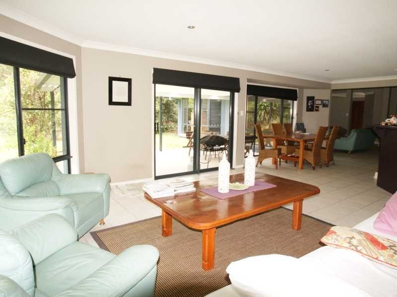 23 Flinders Way, Ocean Shores NSW 2483