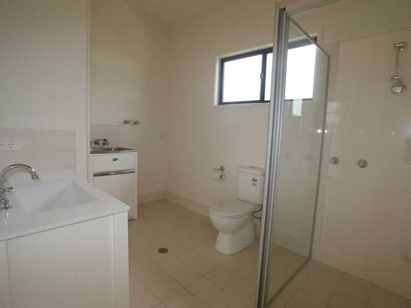 2/2 Palmer Avenue, Ocean Shores NSW 2483