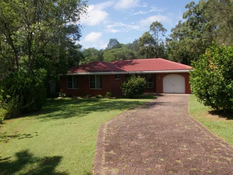 4 Bass Court, Ocean Shores NSW 2483