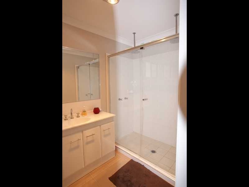 4 Arika Avenue, Ocean Shores NSW 2483