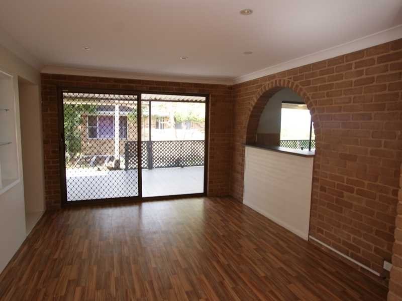 14 Goondooloo Drive, Ocean Shores NSW 2483