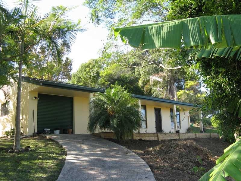 6 Kumbellin Glen, Ocean Shores NSW 2483