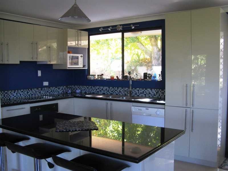 6 Kumbellin Glen, Ocean Shores NSW 2483