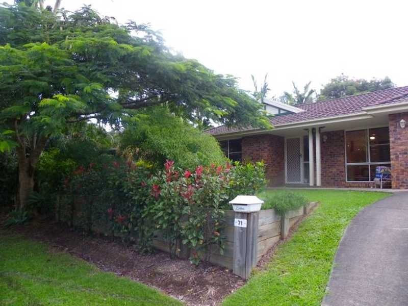 71 Balemo Drive, Ocean Shores NSW 2483