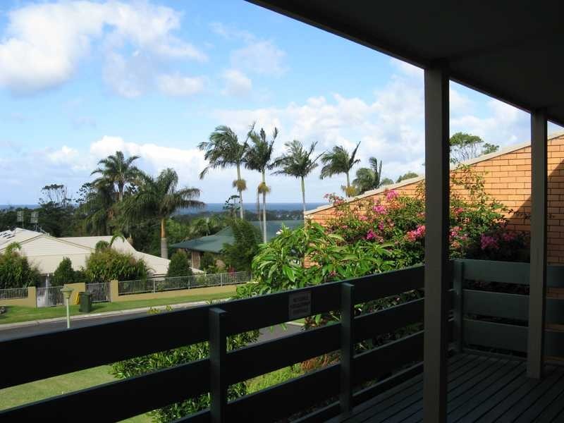 21 Langi Place, Ocean Shores NSW 2483