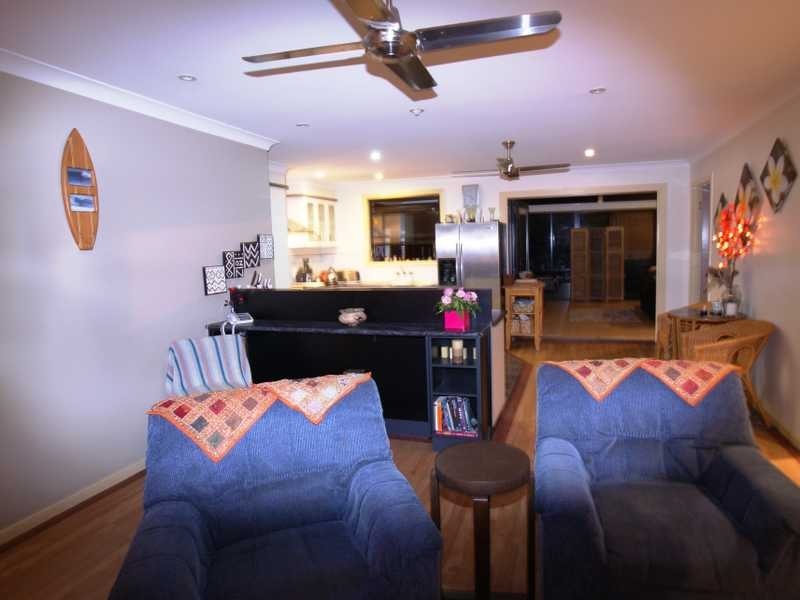 2 Ceron Court, Ocean Shores NSW 2483