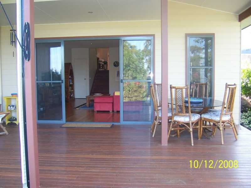 Palmer Avenue, Ocean Shores NSW 2483