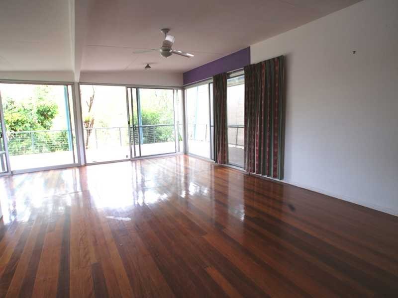 15 Pacific Street, New Brighton NSW 2483