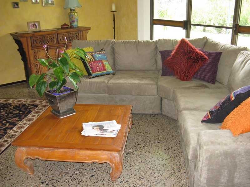 8 Nandroya Avenue, Ocean Shores NSW 2483