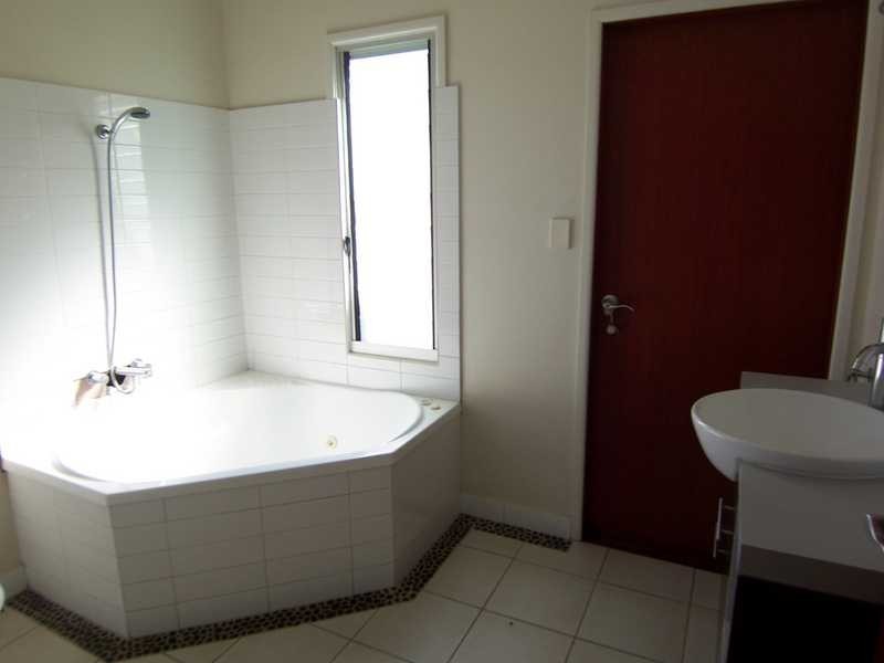 1/46 Rajah Road, Ocean Shores NSW 2483