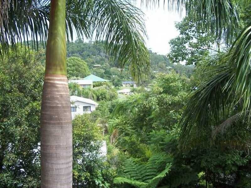 4 Murumba Close, Ocean Shores NSW 2483