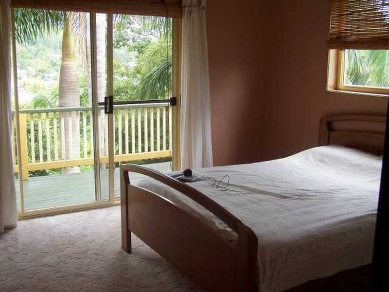 4 Murumba Close, Ocean Shores NSW 2483