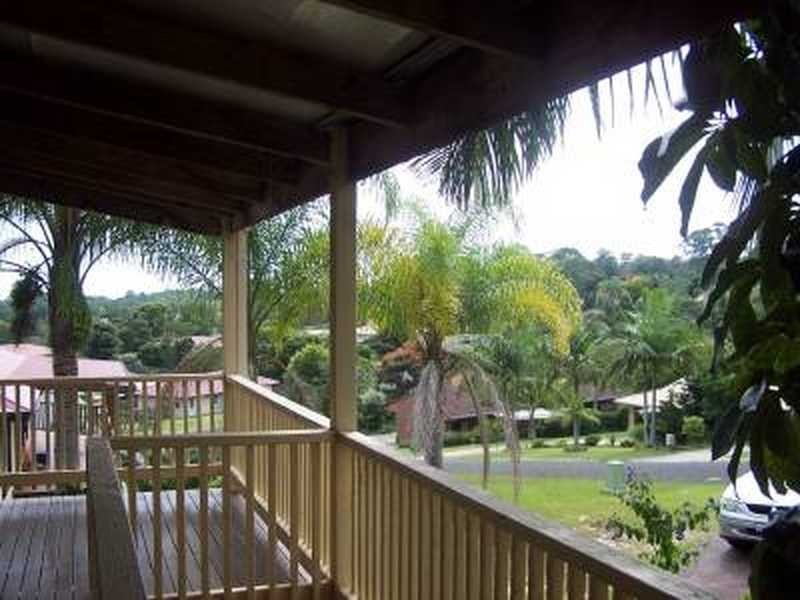 4 Murumba Close, Ocean Shores NSW 2483