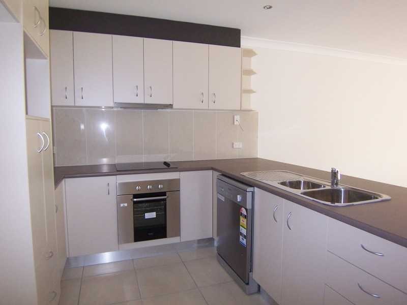 4/3 Bindaree Way, Ocean Shores NSW 2483