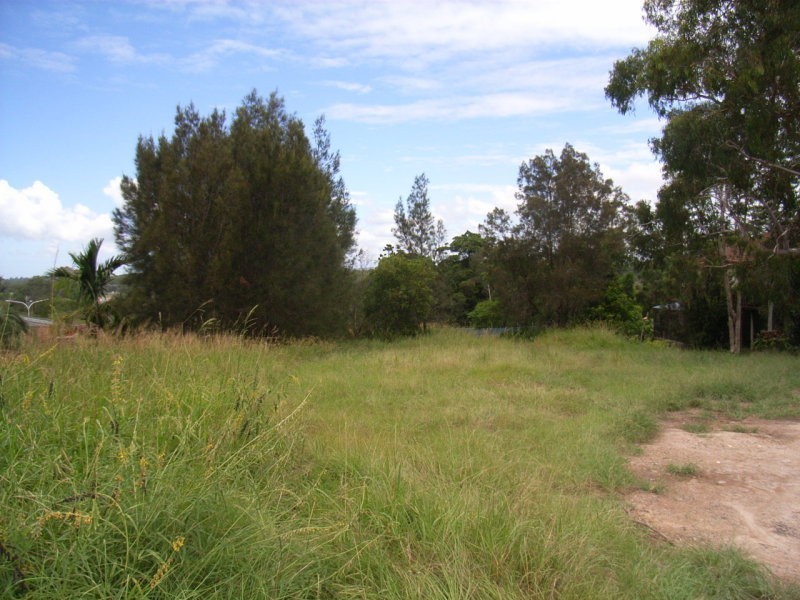 1 Arika Avenue, Ocean Shores NSW 2483