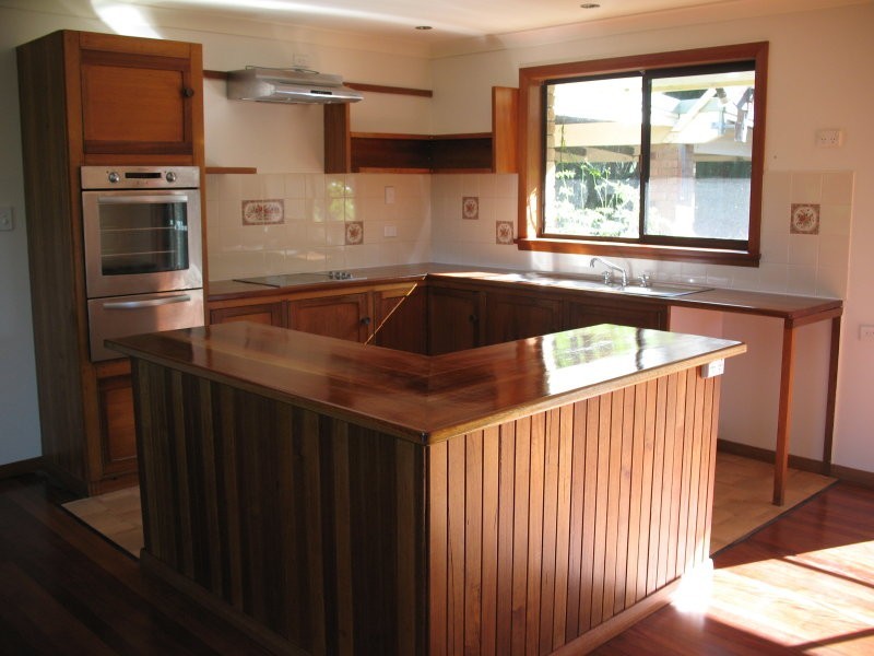 33 Balemo Drive, Ocean Shores NSW 2483