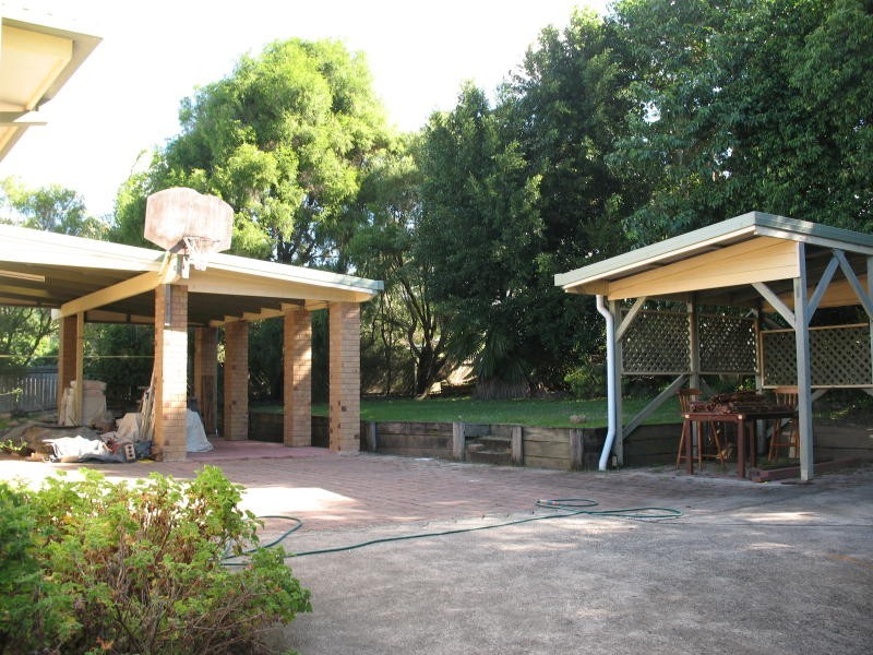 33 Balemo Drive, Ocean Shores NSW 2483