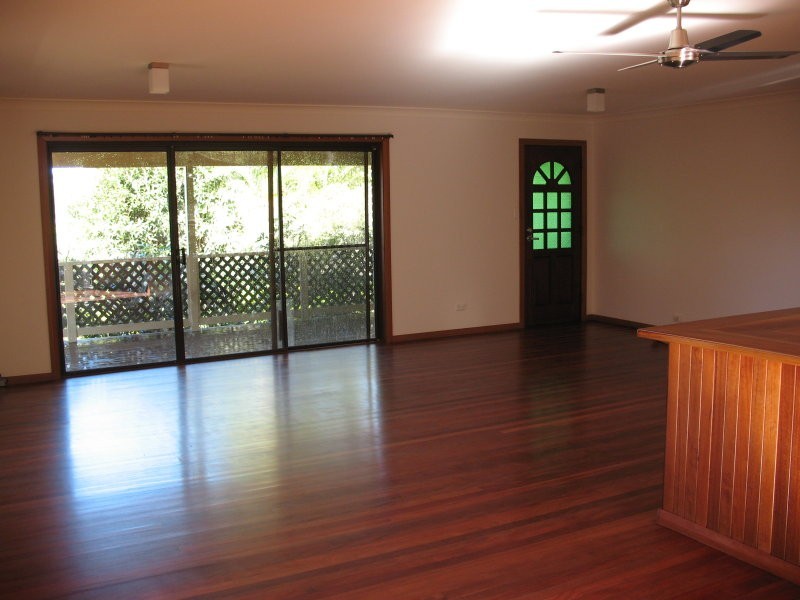 33 Balemo Drive, Ocean Shores NSW 2483