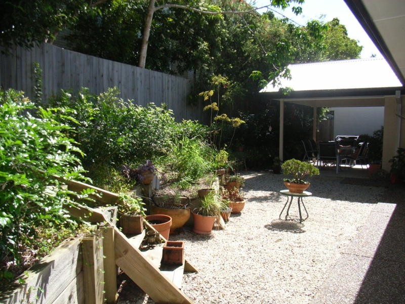 1/1 Durroon Court, Ocean Shores NSW 2483