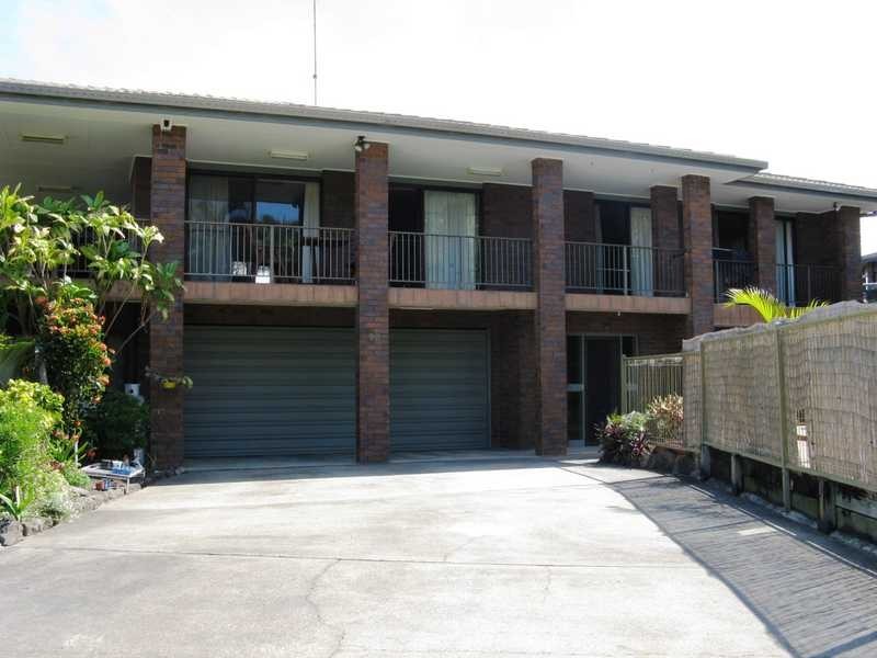 12 Goolara Court, Ocean Shores NSW 2483