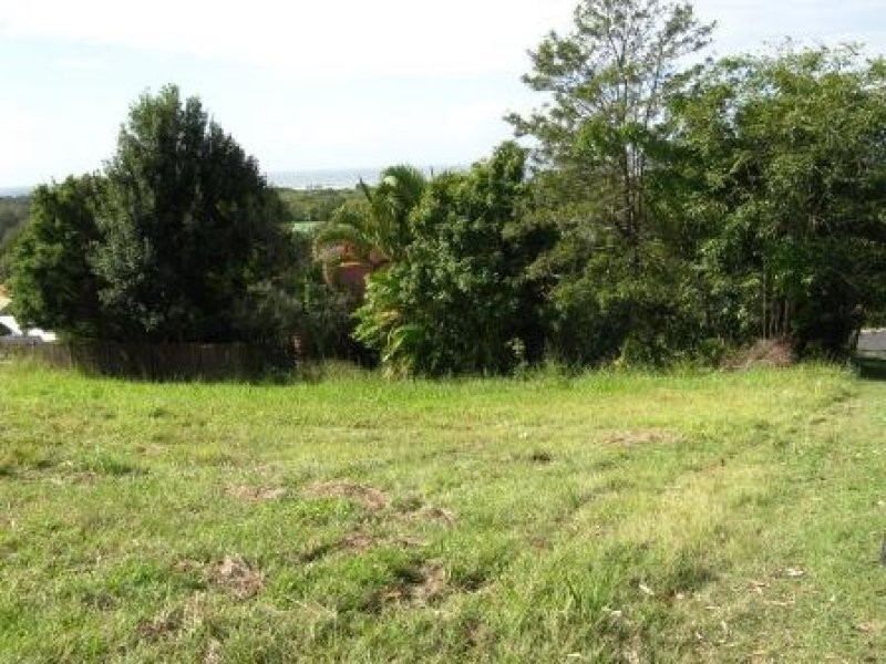 8 Jarrah Crescent, Ocean Shores NSW 2483