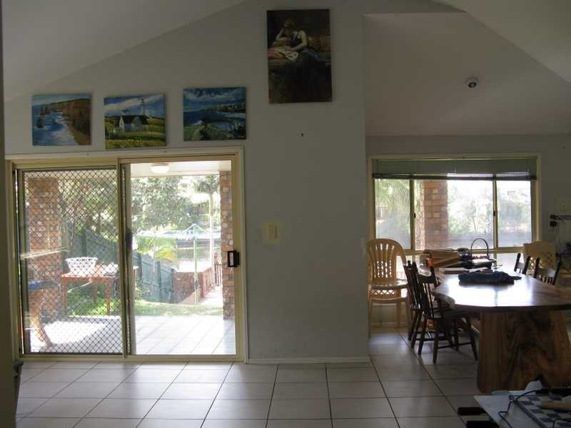 10 Konda Court, Ocean Shores NSW 2483