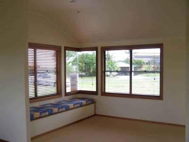 1 Narooma Drive, Ocean Shores NSW 2483