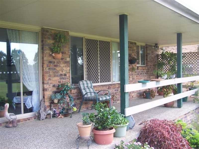 20 Narooma Drive, Ocean Shores NSW 2483