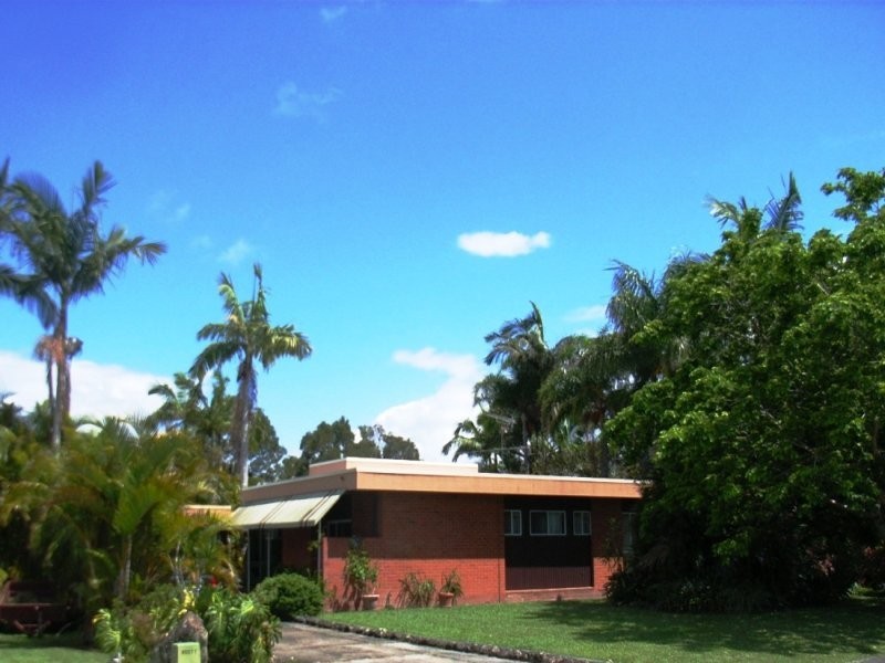 56 Narooma Drive, Ocean Shores NSW 2483