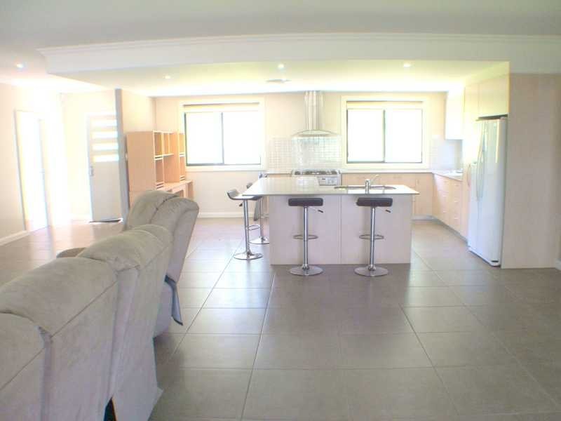 20 Reed Place, Maudsland QLD 4210