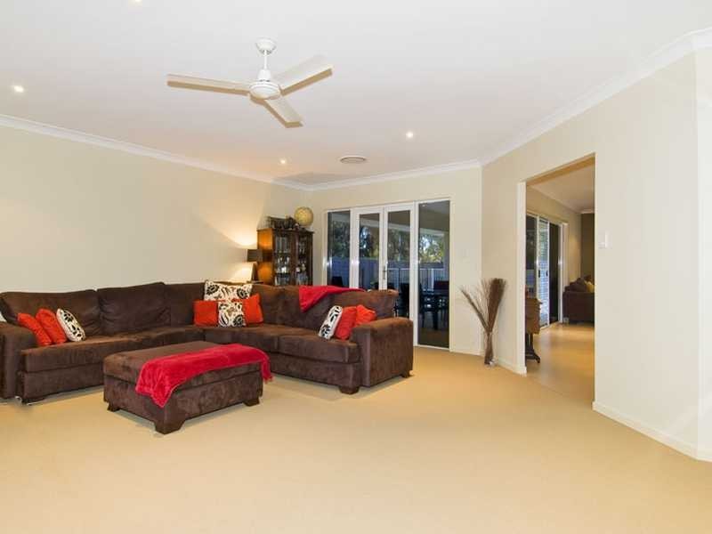 18 Icefire Lane, Coomera QLD 4209